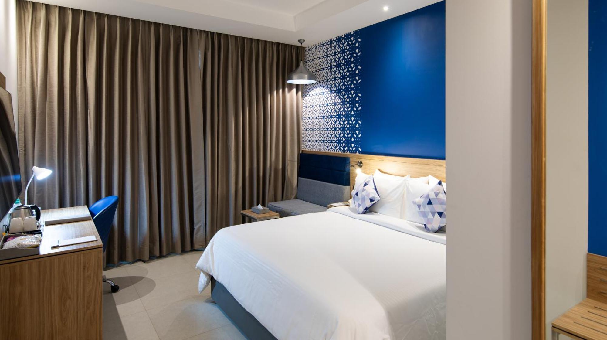 Hometel Alambagh Lucknow - A Sarovar Hotel Esterno foto